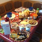 Schaefer - - Wintersports - Family - With Your Dog - Rural & Scenic *